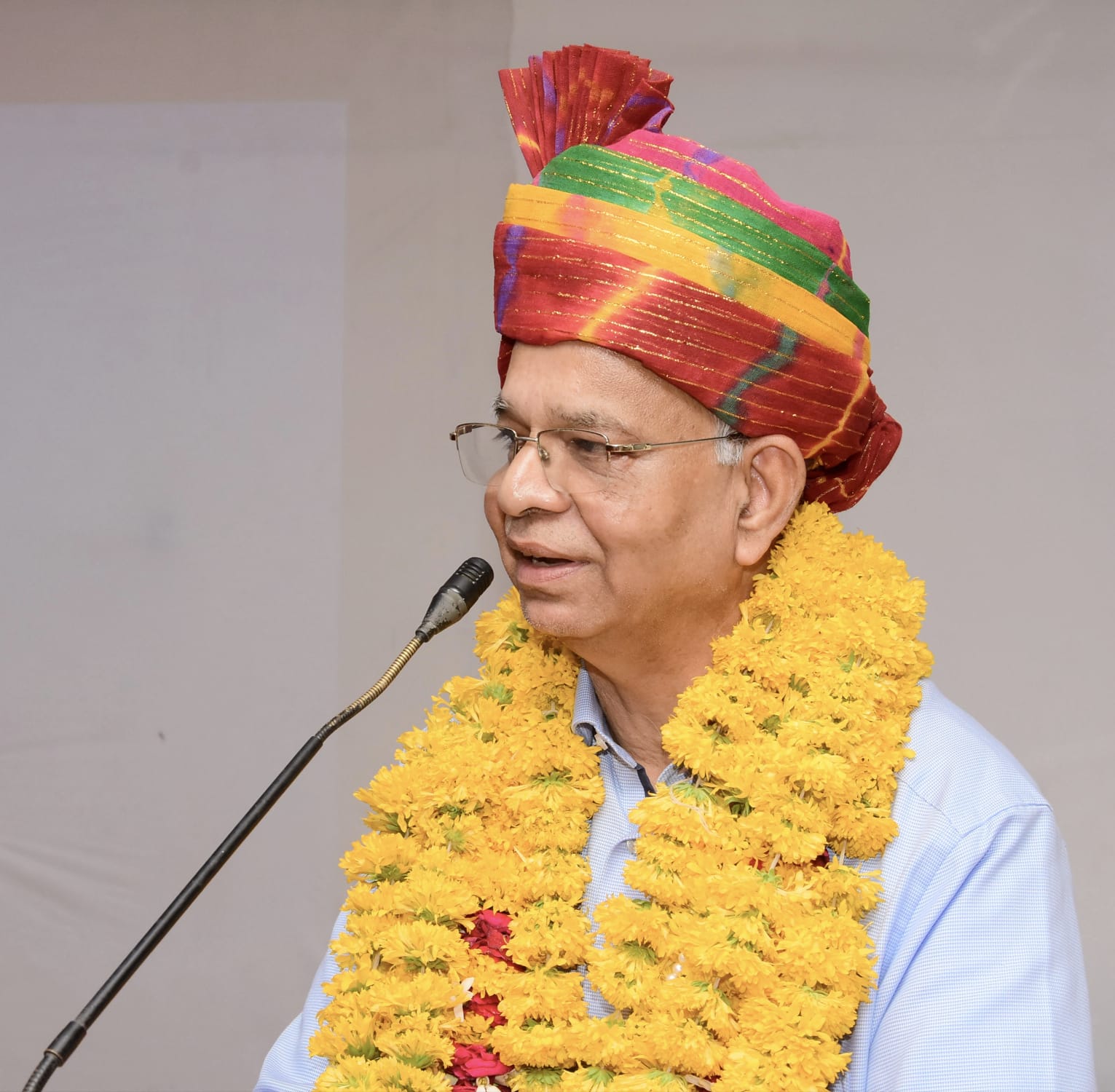 A Legacy of Excellence: IET-DAVV Bids Farewell to Prof. Dr. Sanjiv Tokekar